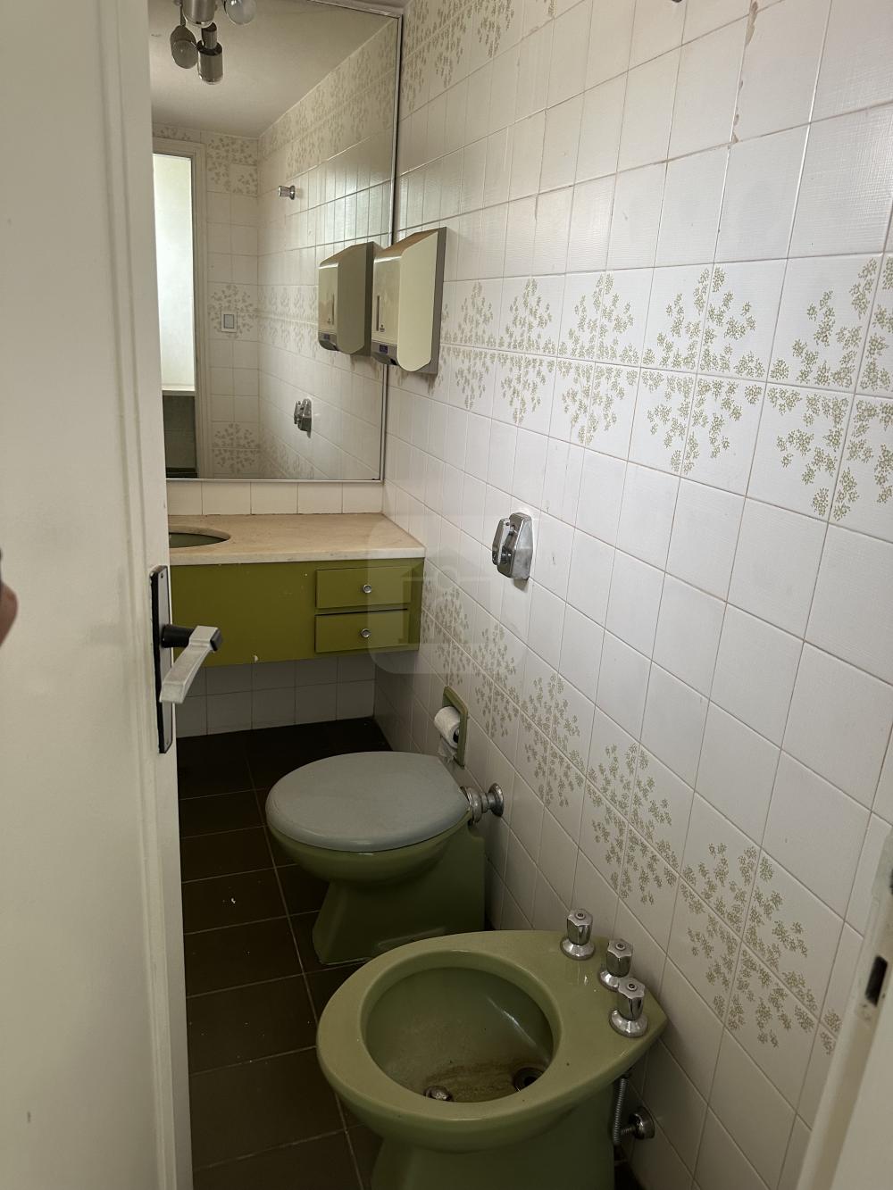 Comprar Comercial / Casa Comercial em Araguari R$ 1.500.000,00 - Foto 16