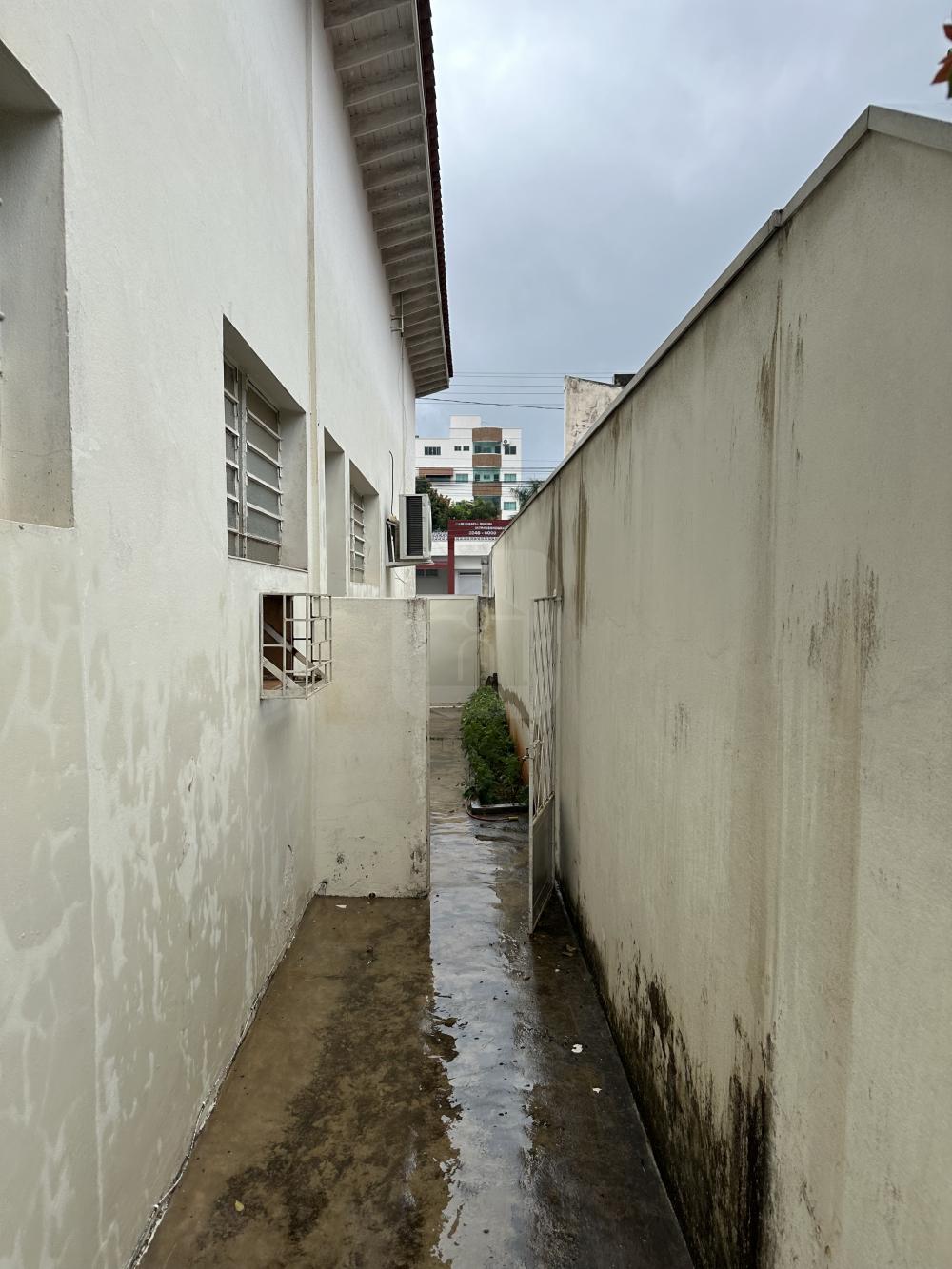 Comprar Comercial / Casa Comercial em Araguari R$ 1.500.000,00 - Foto 19