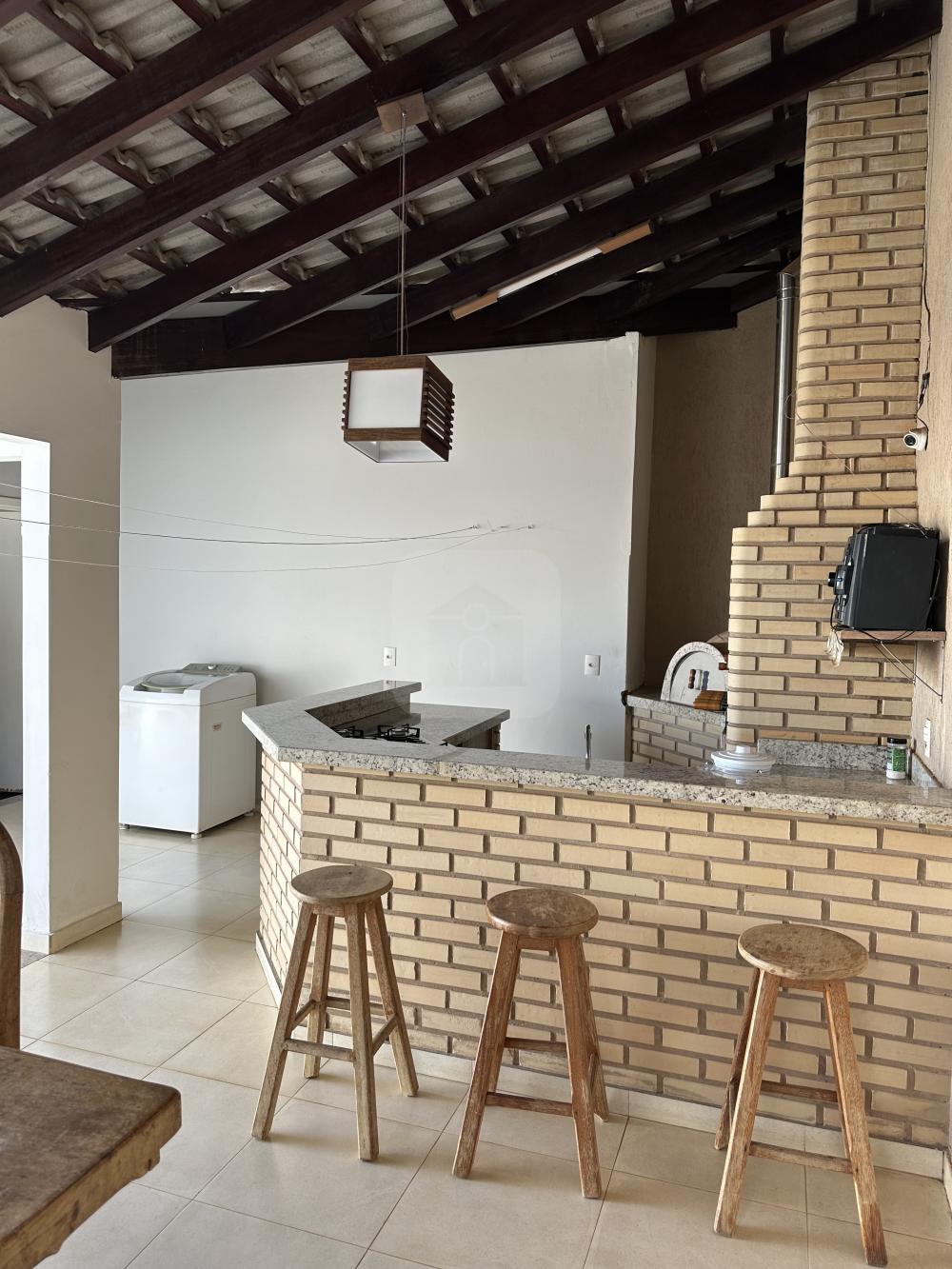 Comprar Casa / Padr&atilde;o em Araguari R$ 850.000,00 - Foto 14