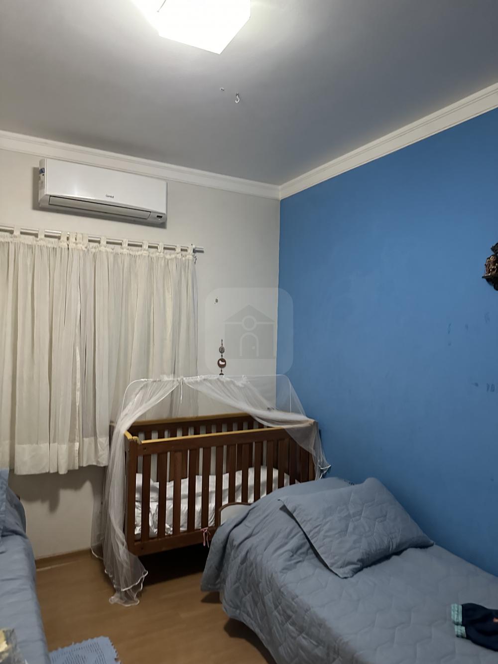 Comprar Casa / Padr&atilde;o em Araguari R$ 850.000,00 - Foto 6