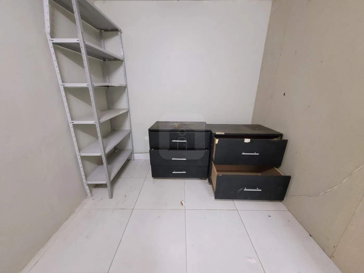 Alugar Comercial / Loja em Uberl&acirc;ndia R$ 15.000,00 - Foto 14