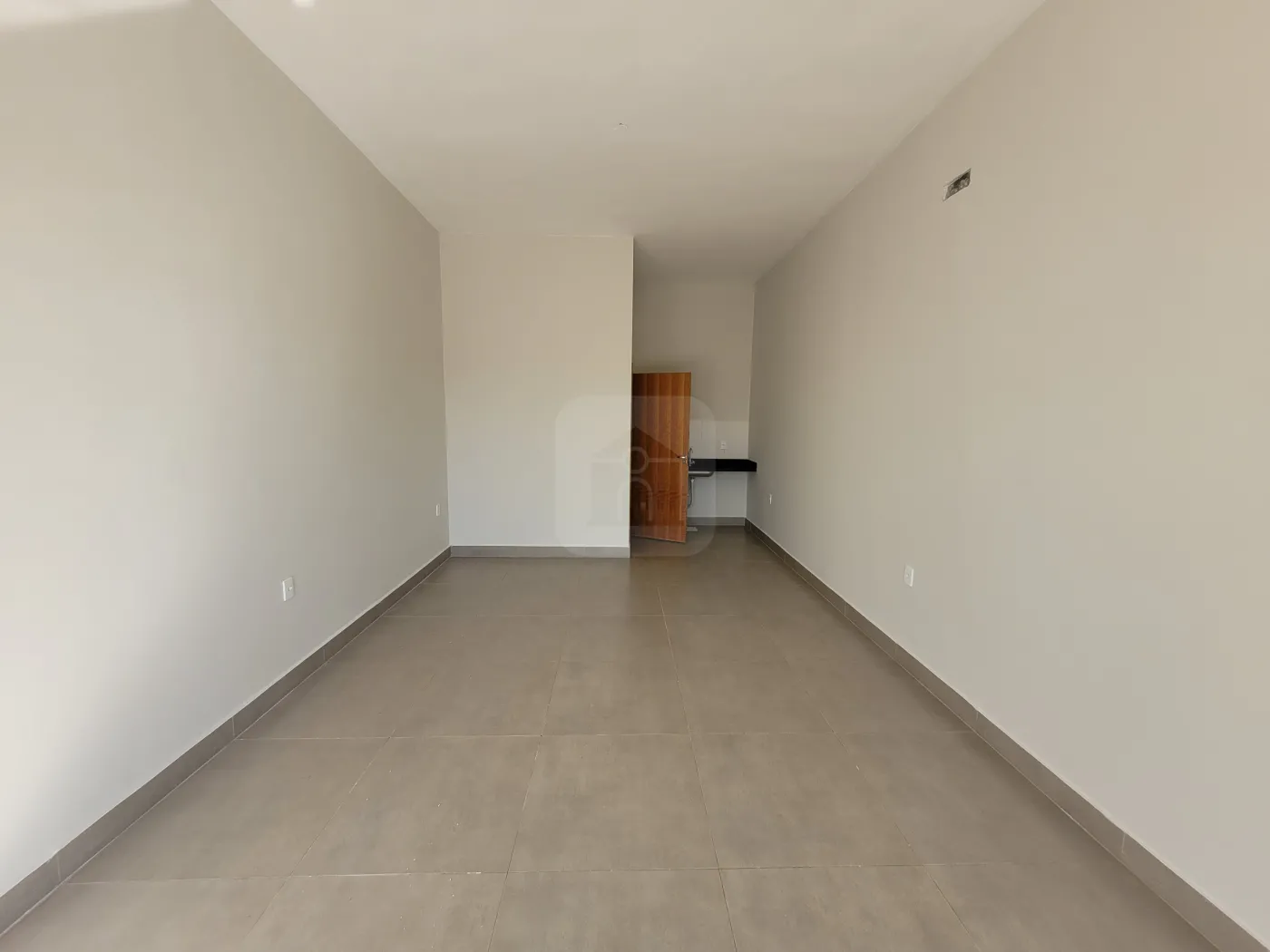 Alugar Comercial / Loja em Uberl&acirc;ndia R$ 1.600,00 - Foto 4