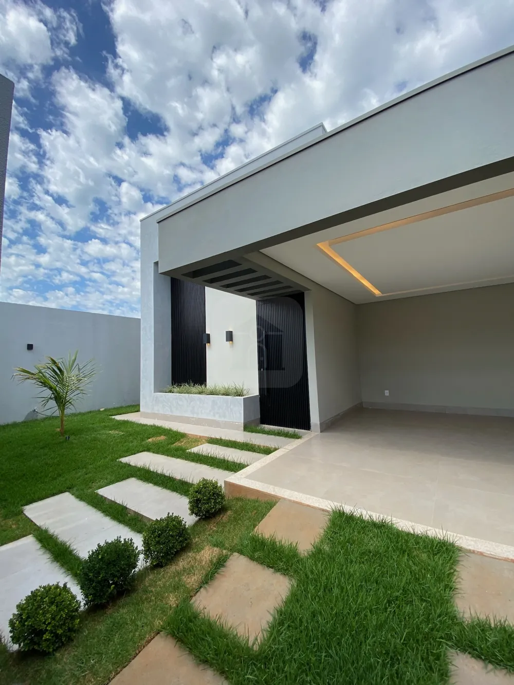Comprar Casa / Padr&atilde;o em Araguari R$ 780.000,00 - Foto 3