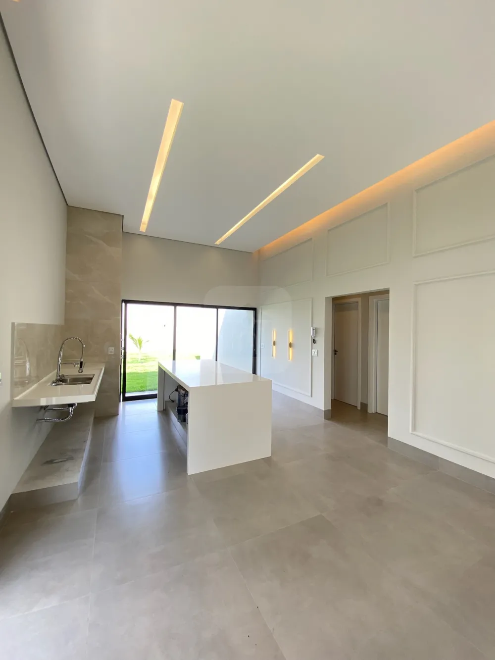 Comprar Casa / Padr&atilde;o em Araguari R$ 780.000,00 - Foto 14