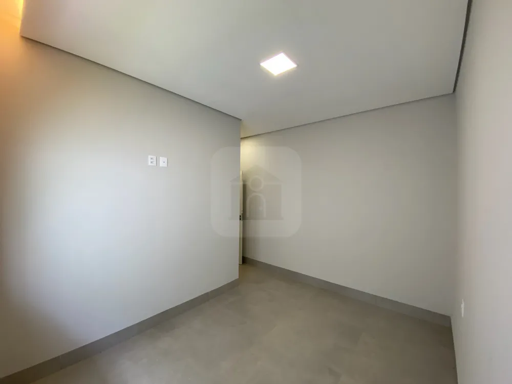 Comprar Casa / Padr&atilde;o em Araguari R$ 780.000,00 - Foto 10