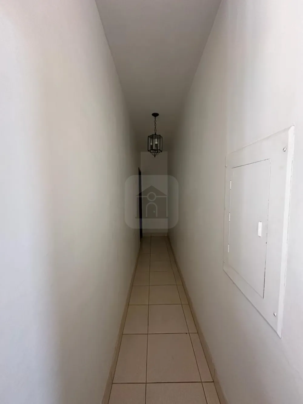 Alugar Comercial / Casa Comercial em Araguari R$ 7.500,00 - Foto 6