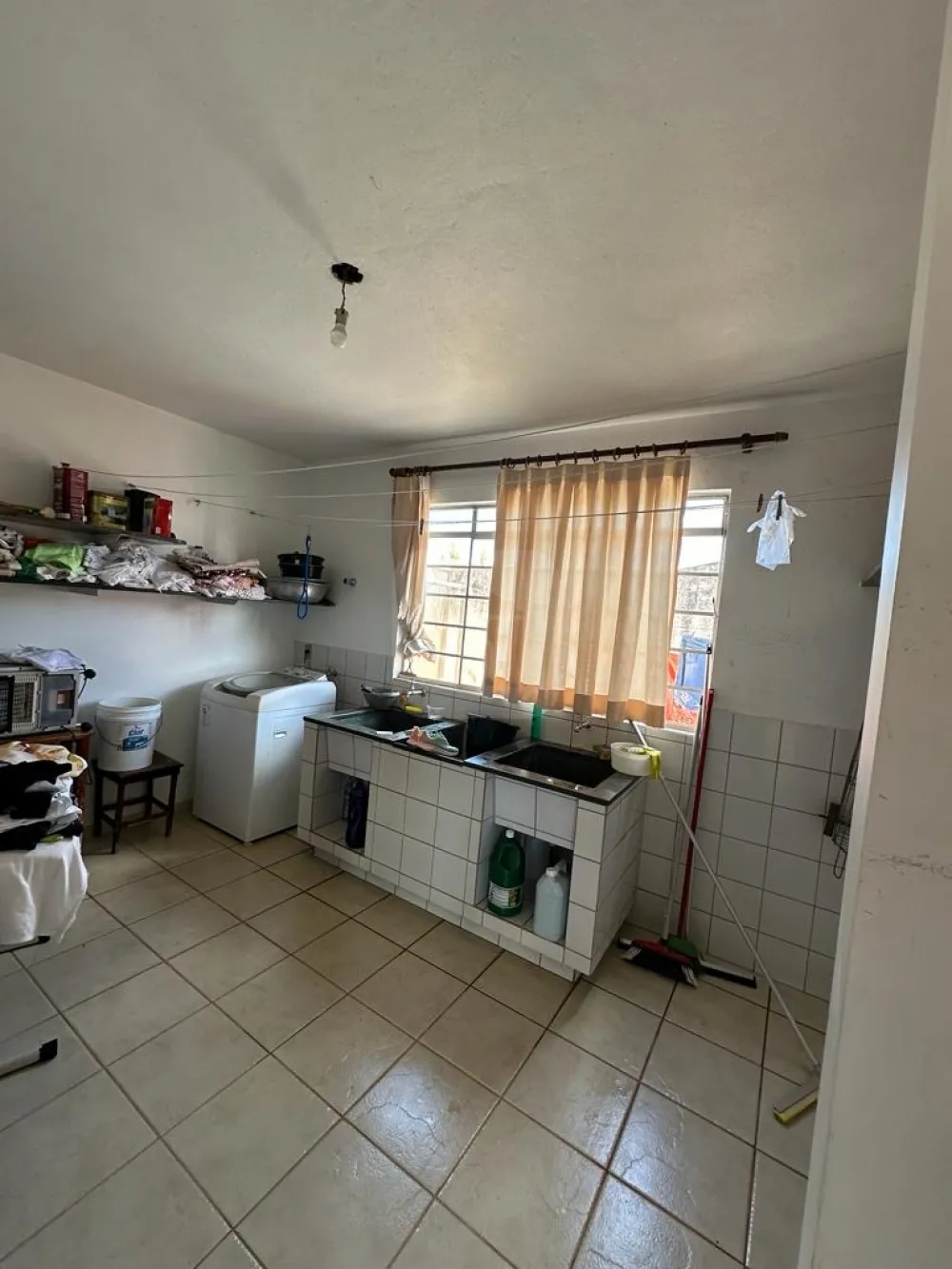 Alugar Comercial / Casa Comercial em Araguari R$ 7.500,00 - Foto 20