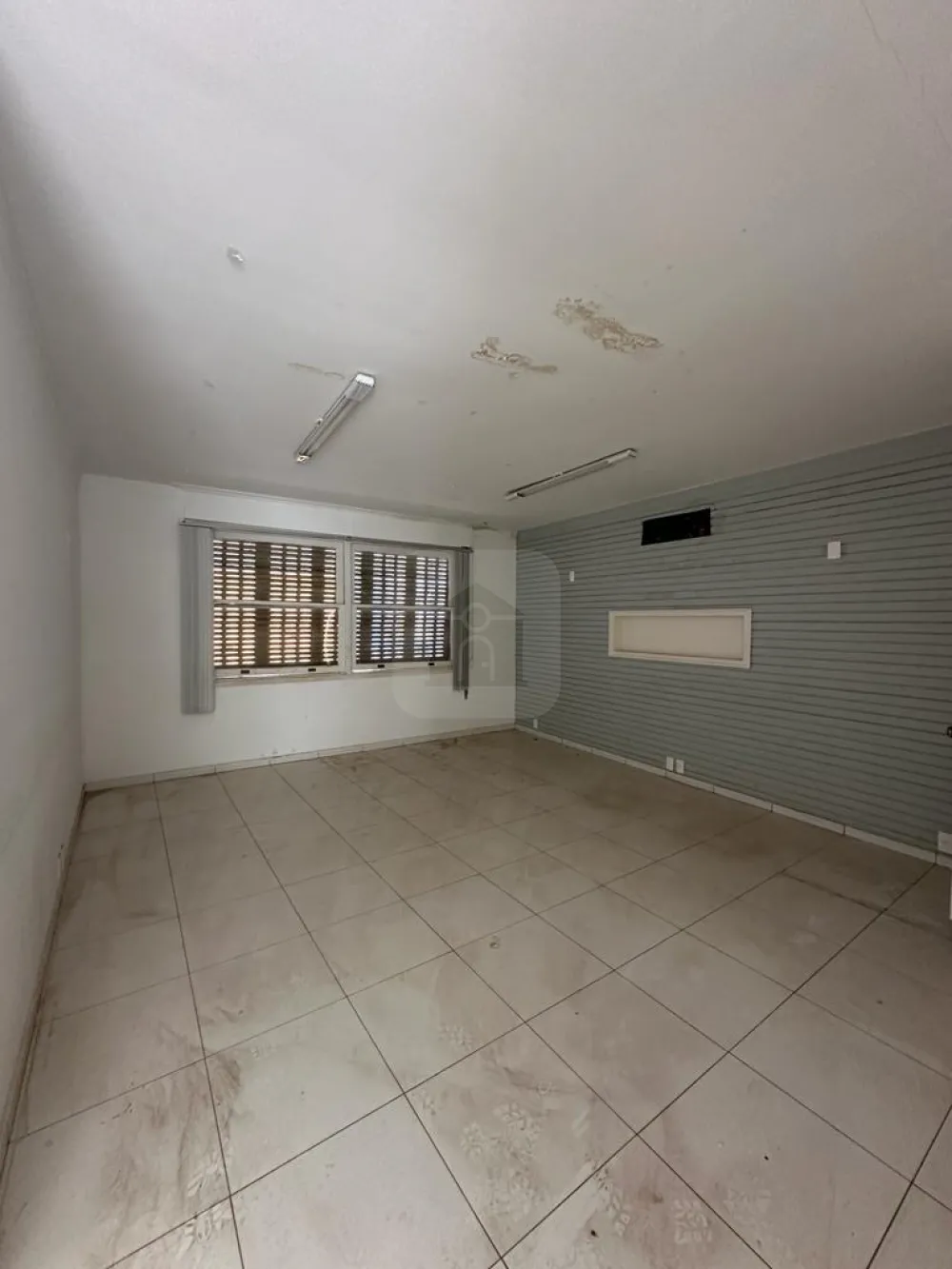 Alugar Comercial / Casa Comercial em Araguari R$ 4.500,00 - Foto 5