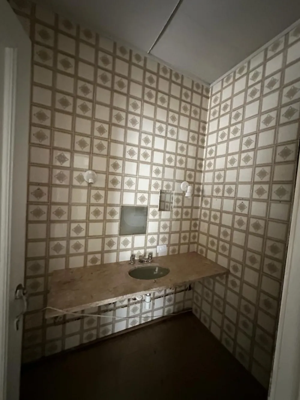 Alugar Comercial / Casa Comercial em Araguari R$ 4.500,00 - Foto 11