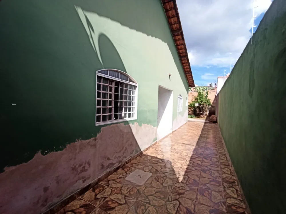 Comprar Casa / Padr&atilde;o em Uberl&acirc;ndia R$ 600.000,00 - Foto 15