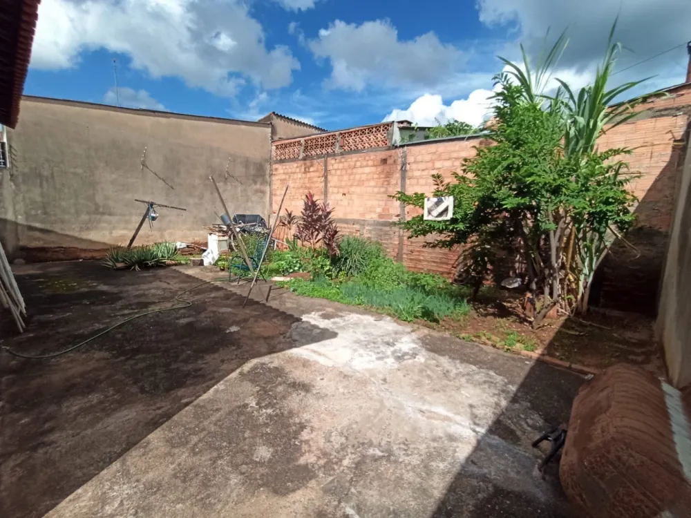 Comprar Casa / Padr&atilde;o em Uberl&acirc;ndia R$ 600.000,00 - Foto 14