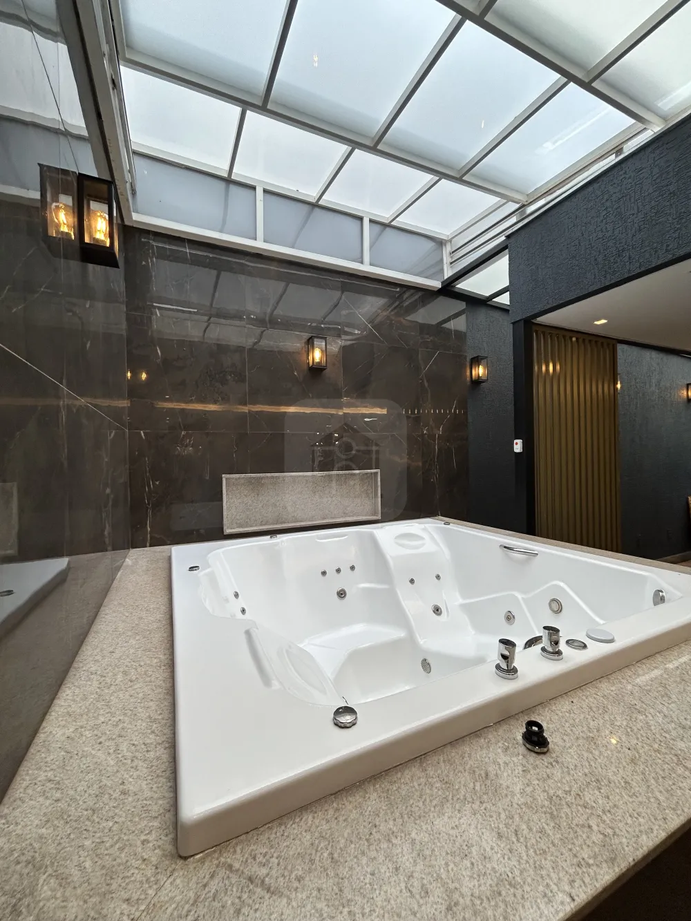 Comprar Casa / Condom&iacute;nio ou Loteamento Fechado em Uberl&acirc;ndia R$ 1.500.000,00 - Foto 1