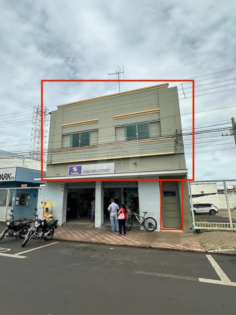 Alugar Apartamento / Padr&atilde;o em Araguari R$ 1.800,00 - Foto 1