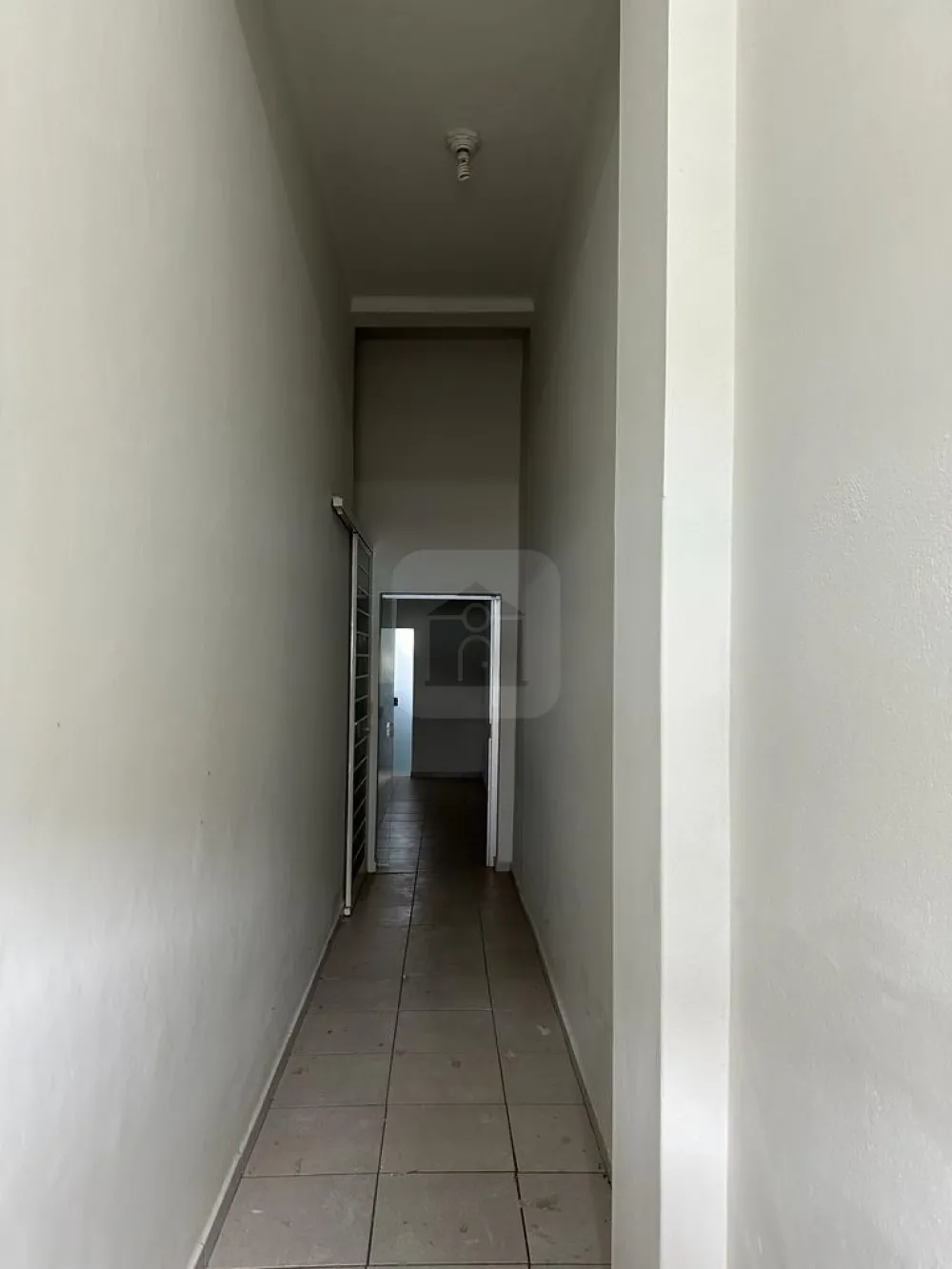 Alugar Apartamento / Padr&atilde;o em Araguari R$ 1.800,00 - Foto 2