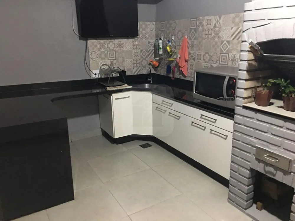 Comprar Casa / Condom&iacute;nio ou Loteamento Fechado em Uberl&acirc;ndia R$ 620.000,00 - Foto 13
