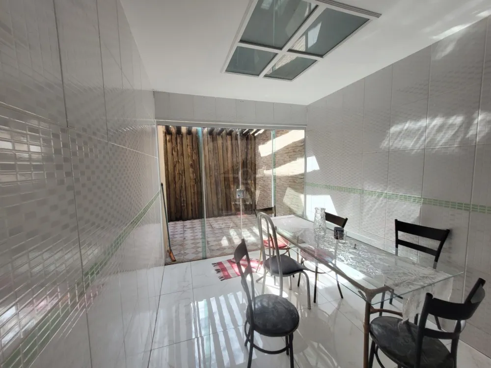 Alugar Casa / Padr&atilde;o em Uberl&acirc;ndia R$ 2.700,00 - Foto 16