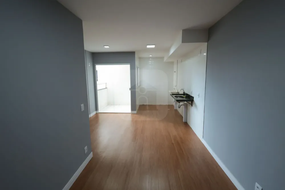 Comprar Apartamento / Padr&atilde;o em Uberl&acirc;ndia R$ 219.000,00 - Foto 4