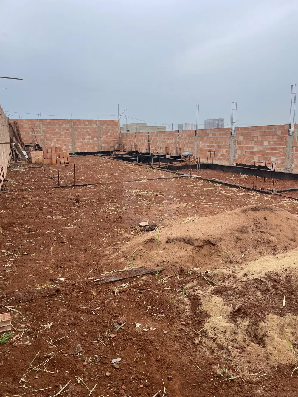 Comprar Terreno / Padr&atilde;o em Uberl&acirc;ndia R$ 370.000,00 - Foto 6
