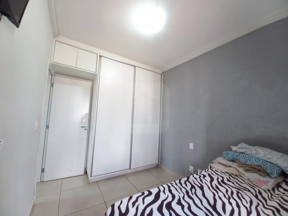 Alugar Apartamento / Padr&atilde;o em Uberl&acirc;ndia R$ 1.400,00 - Foto 3