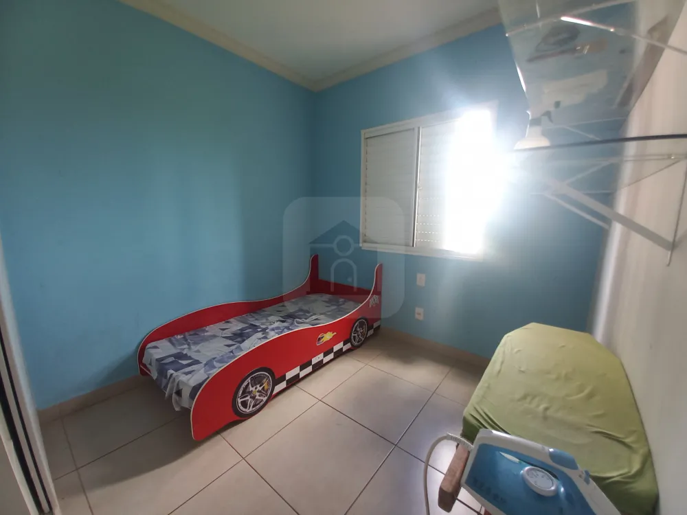 Alugar Apartamento / Padr&atilde;o em Uberl&acirc;ndia R$ 1.400,00 - Foto 4
