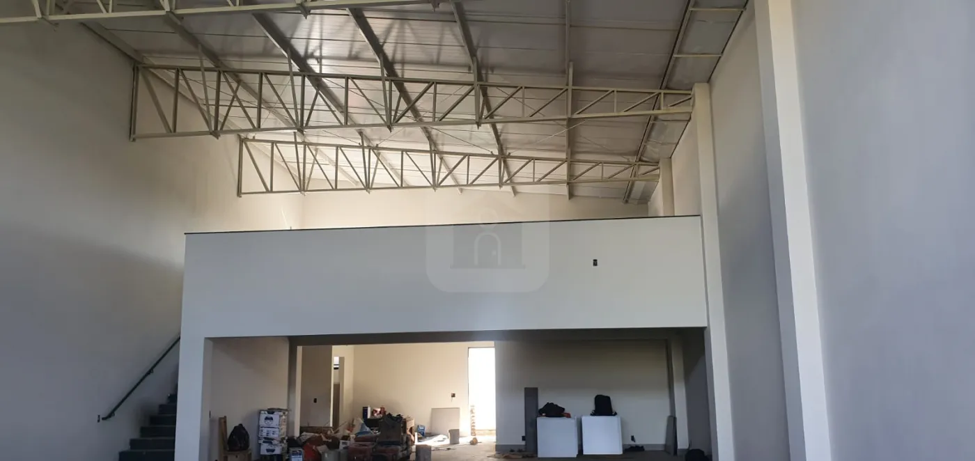 Alugar Comercial / Loja em Uberl&acirc;ndia R$ 7.500,00 - Foto 8