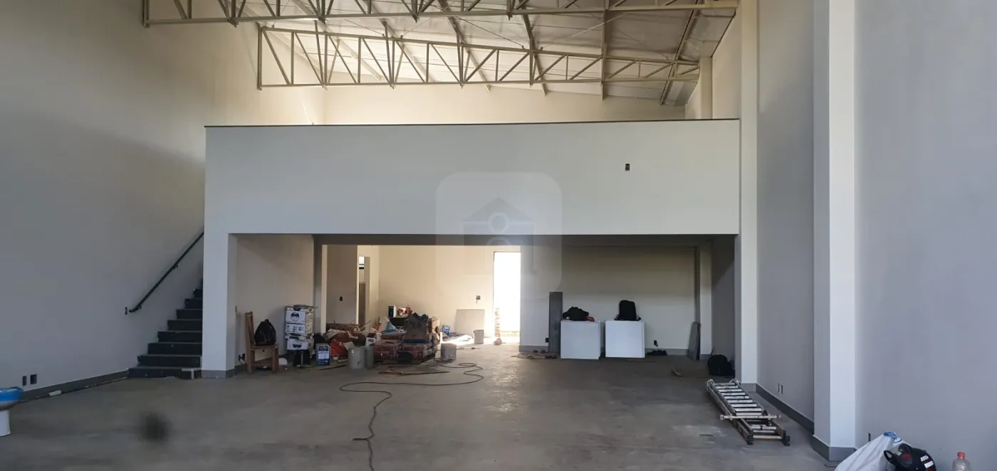 Alugar Comercial / Loja em Uberl&acirc;ndia R$ 7.500,00 - Foto 14