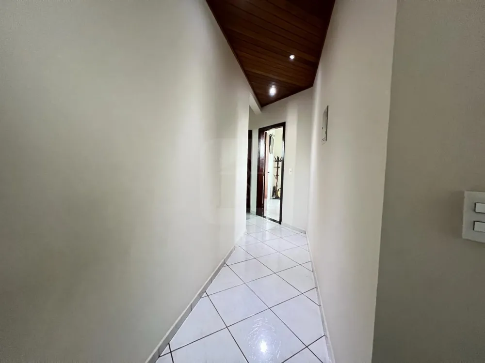Comprar Casa / Padr&atilde;o em Uberl&acirc;ndia R$ 1.090.000,00 - Foto 11