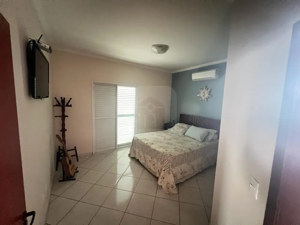 Comprar Casa / Padr&atilde;o em Uberl&acirc;ndia R$ 1.090.000,00 - Foto 15