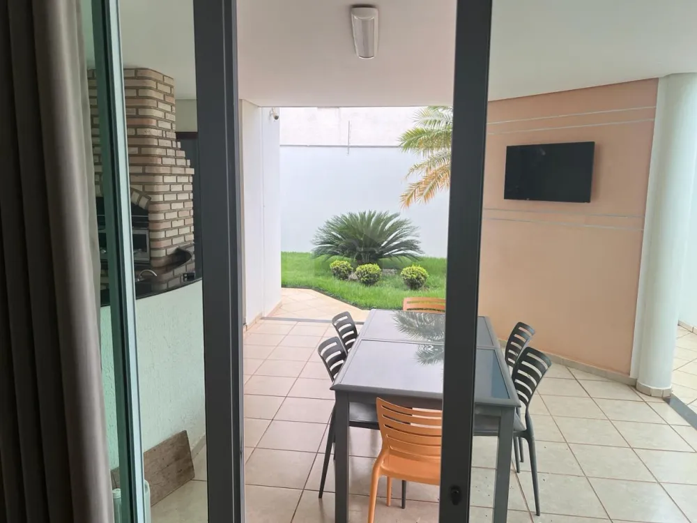 Comprar Casa / Padr&atilde;o em Uberl&acirc;ndia R$ 1.090.000,00 - Foto 38