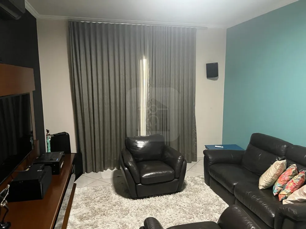 Comprar Casa / Padr&atilde;o em Uberl&acirc;ndia R$ 1.090.000,00 - Foto 40