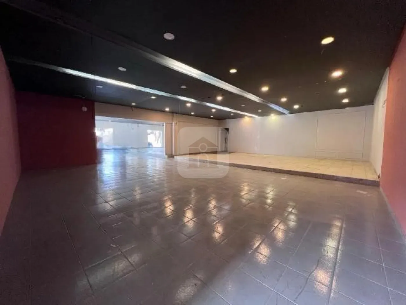 Alugar Comercial / Loja em Uberl&acirc;ndia R$ 10.500,00 - Foto 4