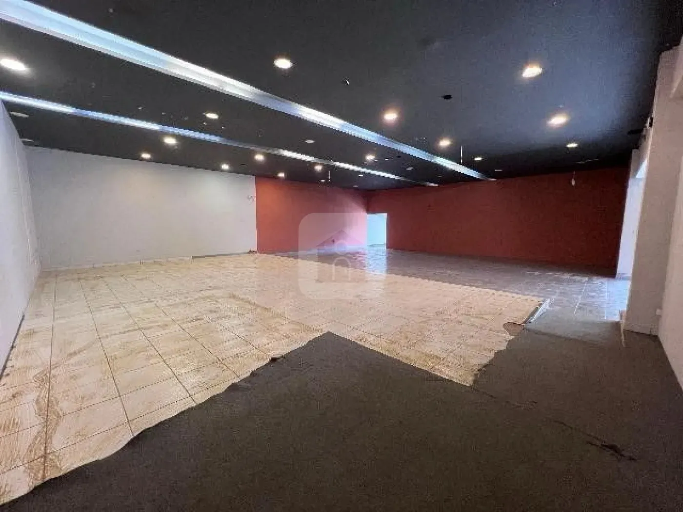 Alugar Comercial / Loja em Uberl&acirc;ndia R$ 10.500,00 - Foto 6