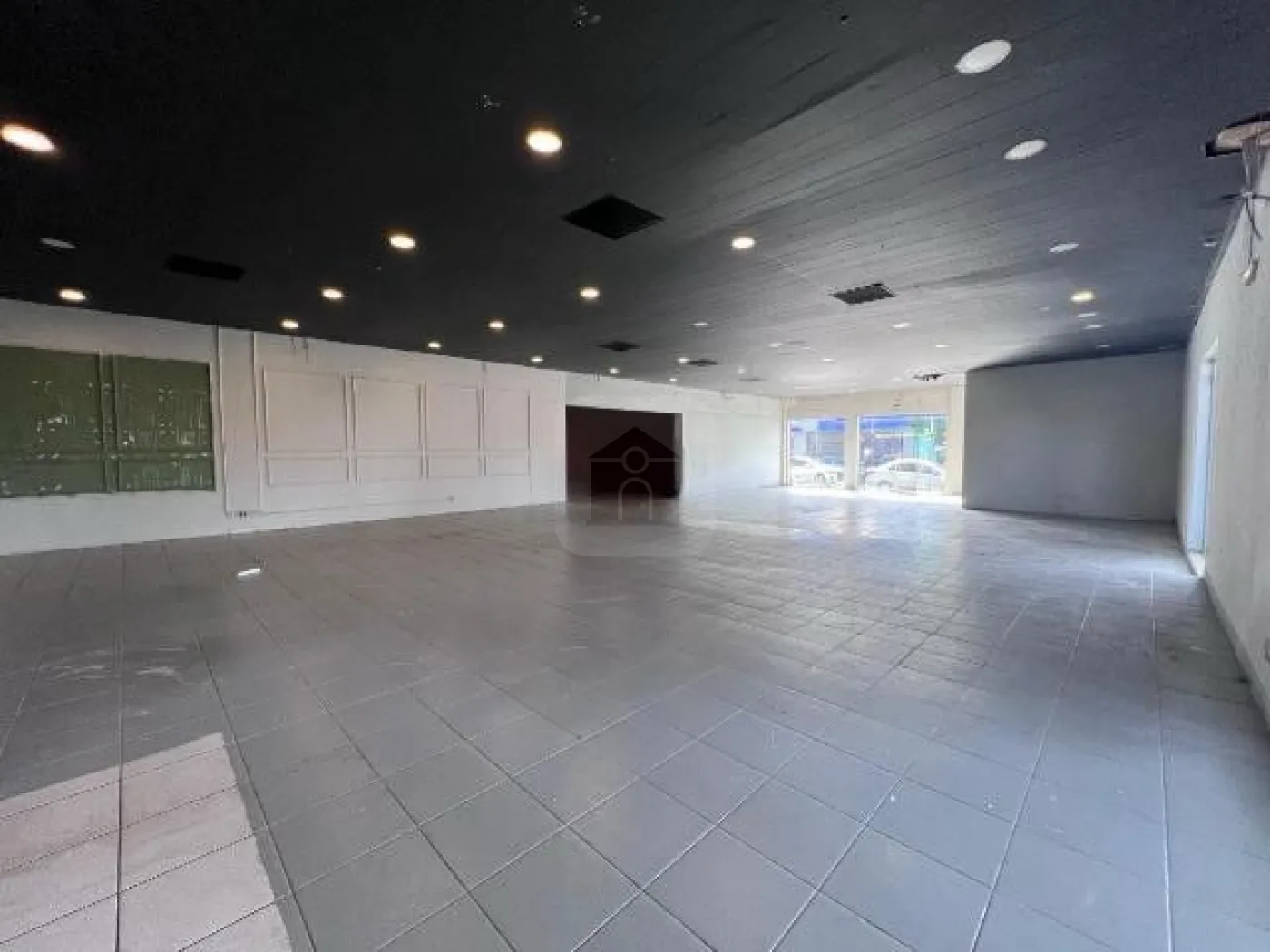 Alugar Comercial / C&ocirc;modo em Uberl&acirc;ndia R$ 14.500,00 - Foto 5