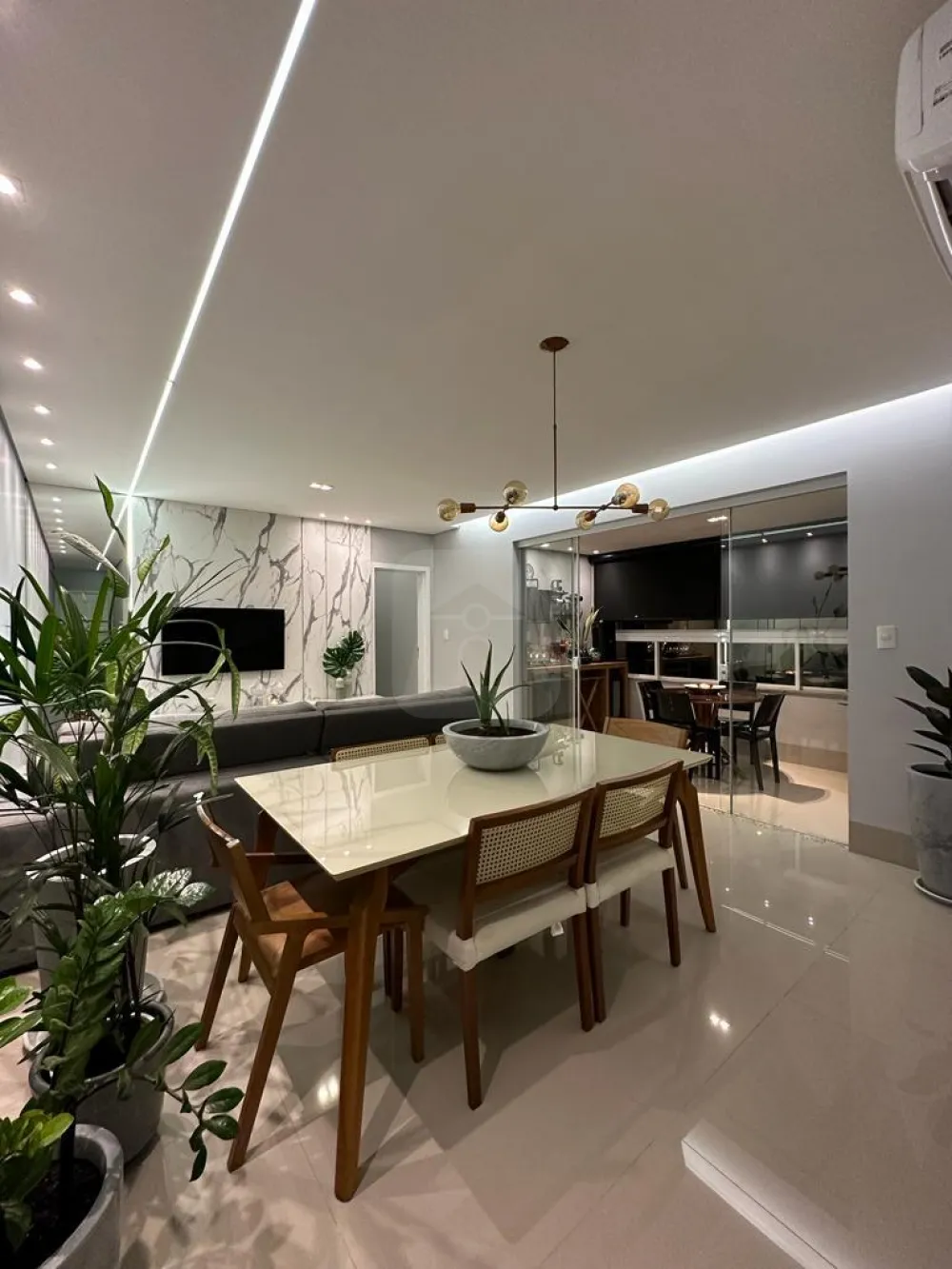 Comprar Apartamento / Padr&atilde;o em Uberl&acirc;ndia R$ 840.000,00 - Foto 1