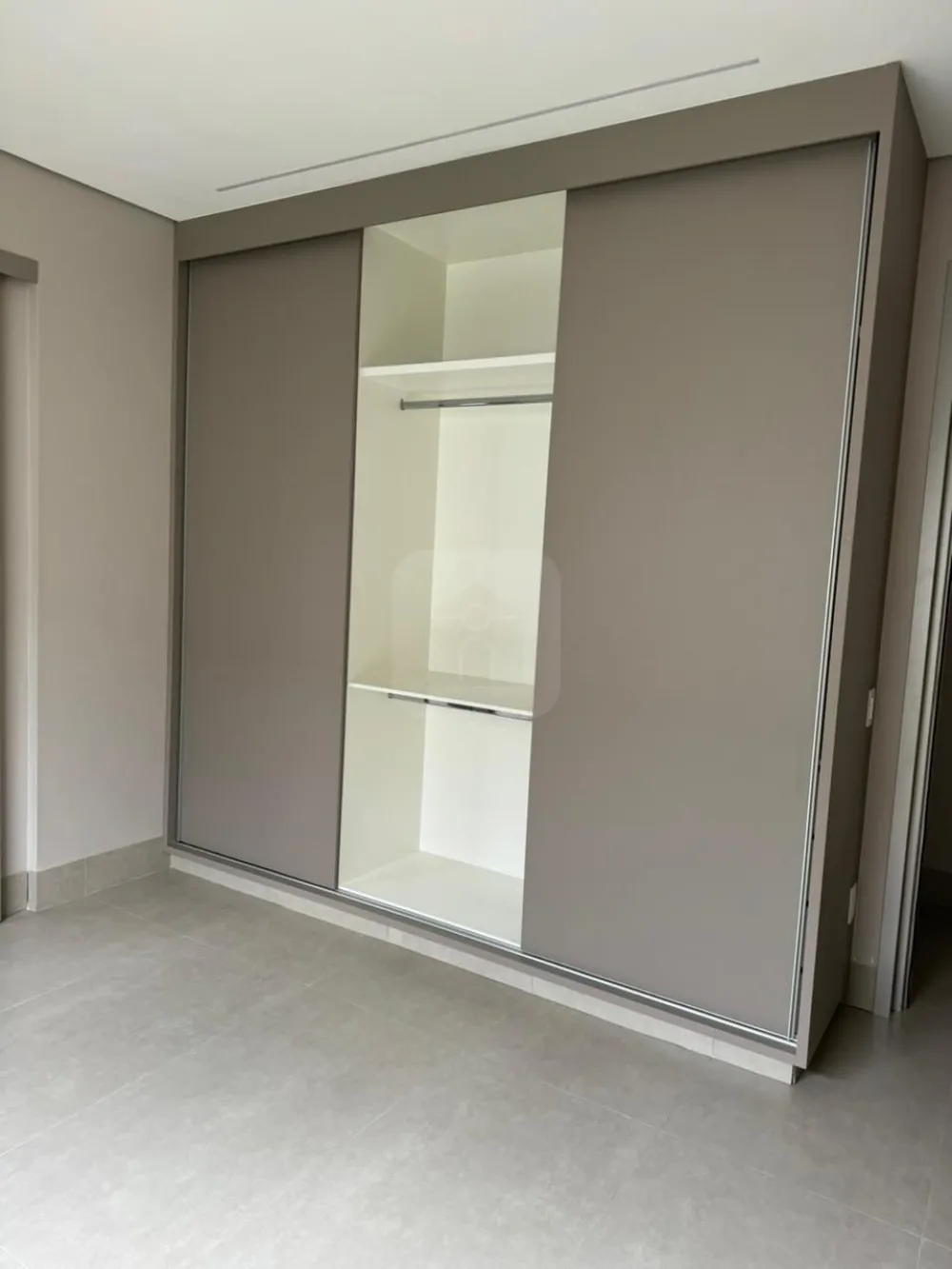 Alugar Casa / Condom&iacute;nio ou Loteamento Fechado em Uberl&acirc;ndia R$ 13.500,00 - Foto 11