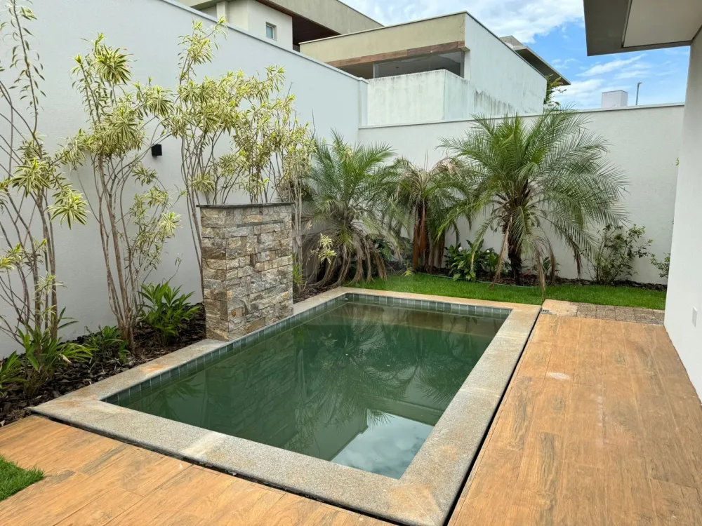 Alugar Casa / Condom&iacute;nio ou Loteamento Fechado em Uberl&acirc;ndia R$ 13.500,00 - Foto 18