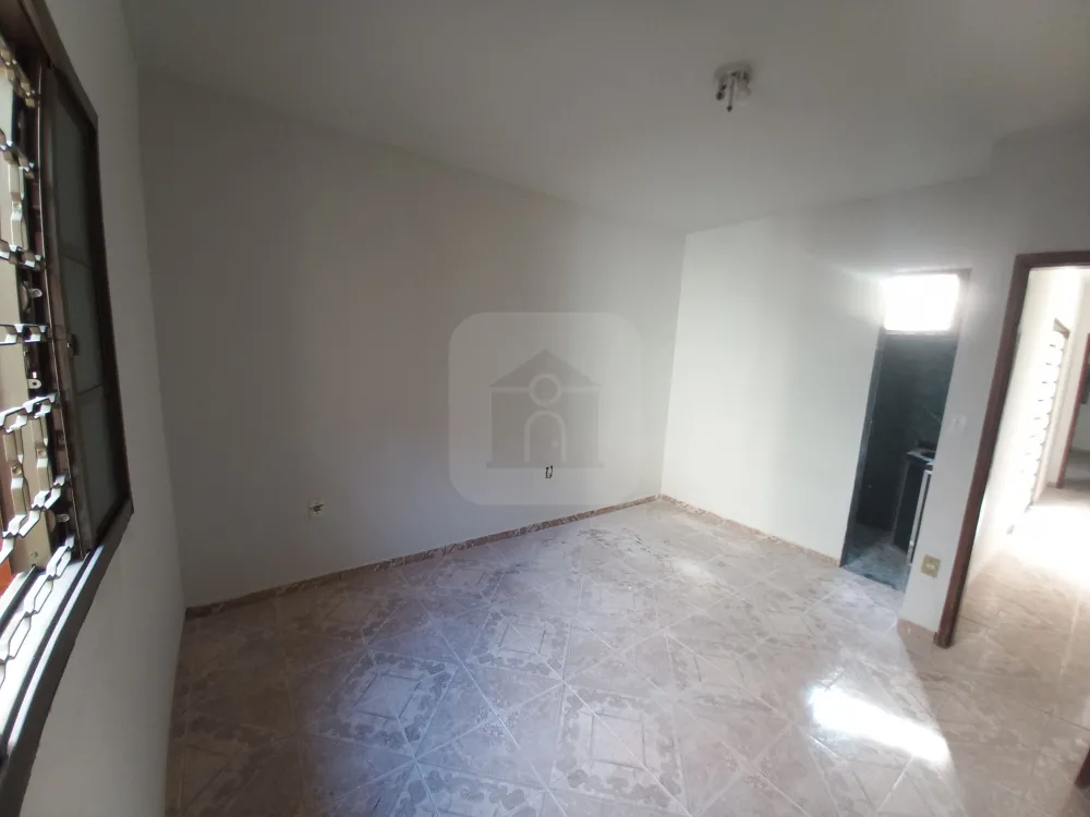 Alugar Casa / Padr&atilde;o em Uberl&acirc;ndia R$ 2.800,00 - Foto 3