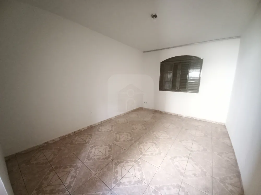 Alugar Casa / Padr&atilde;o em Uberl&acirc;ndia R$ 2.800,00 - Foto 13