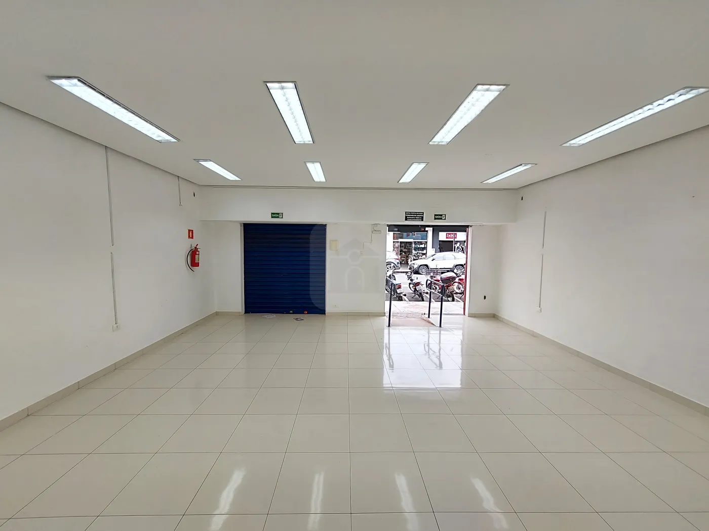 Alugar Comercial / Loja em Uberl&acirc;ndia R$ 4.000,00 - Foto 5