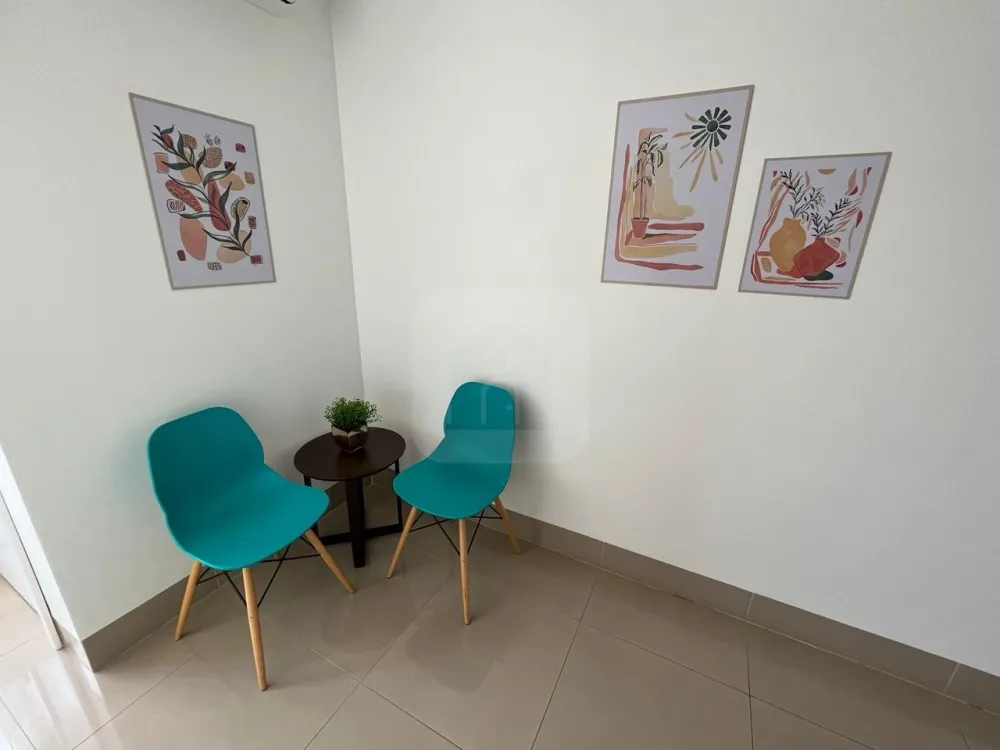 Comprar Comercial / Cl&iacute;nica em Uberl&acirc;ndia R$ 300.000,00 - Foto 3