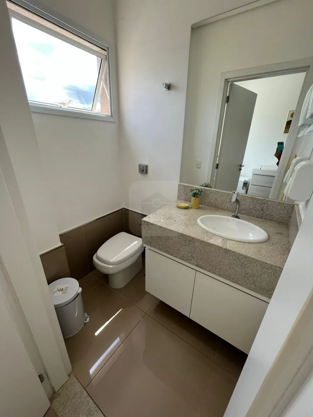 Comprar Comercial / Cl&iacute;nica em Uberl&acirc;ndia R$ 300.000,00 - Foto 6