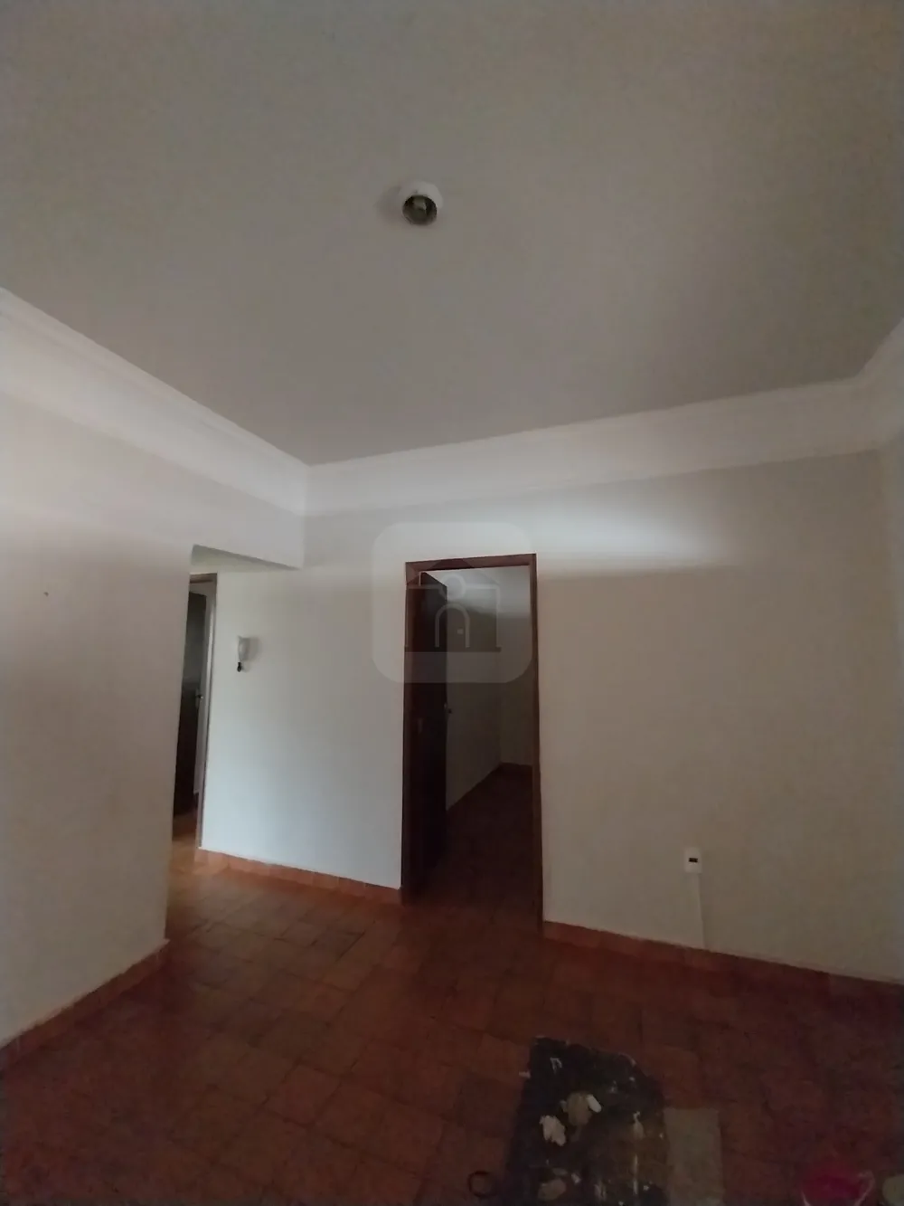 Alugar Casa / Padr&atilde;o em Uberl&acirc;ndia R$ 2.000,00 - Foto 4