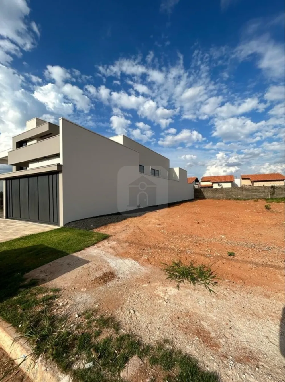 Comprar Terreno / Padr&atilde;o em Araguari R$ 225.000,00 - Foto 2