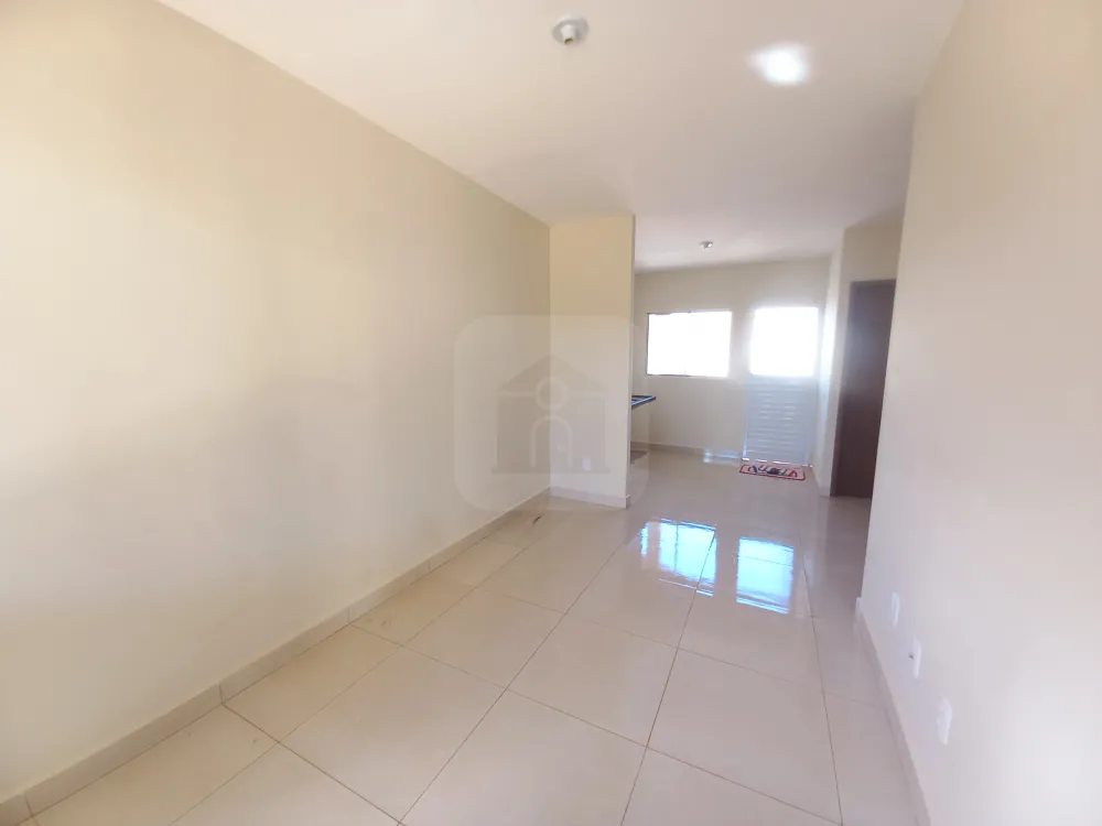Alugar Casa / Padr&atilde;o em Uberl&acirc;ndia R$ 1.200,00 - Foto 5