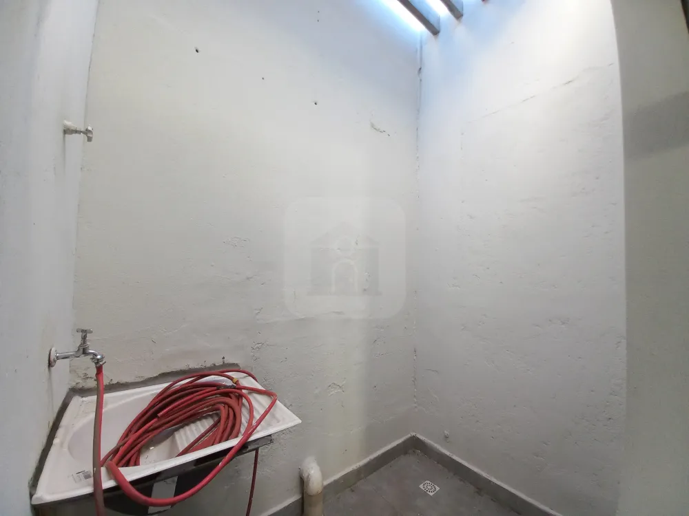 Alugar Comercial / C&ocirc;modo em Uberl&acirc;ndia R$ 1.300,00 - Foto 6