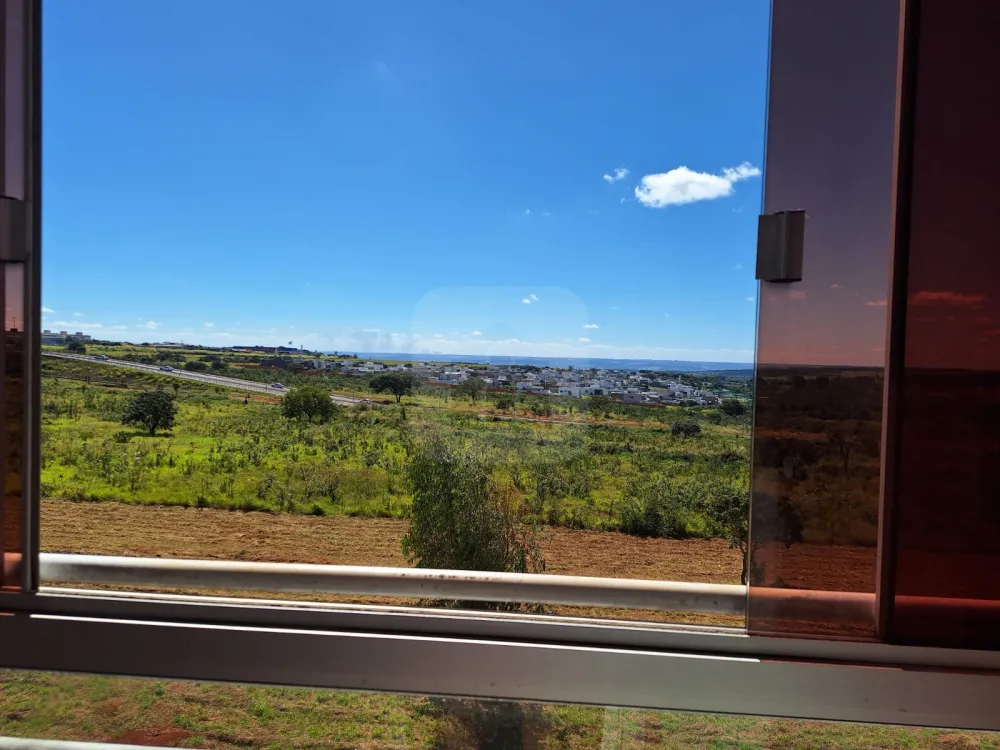 Comprar Apartamento / Padr&atilde;o em Uberl&acirc;ndia R$ 350.000,00 - Foto 5