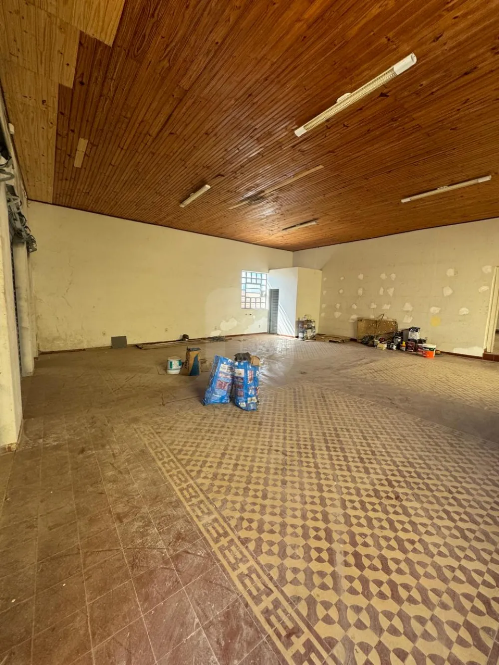 Alugar Comercial / C&ocirc;modo em Araguari R$ 2.000,00 - Foto 3