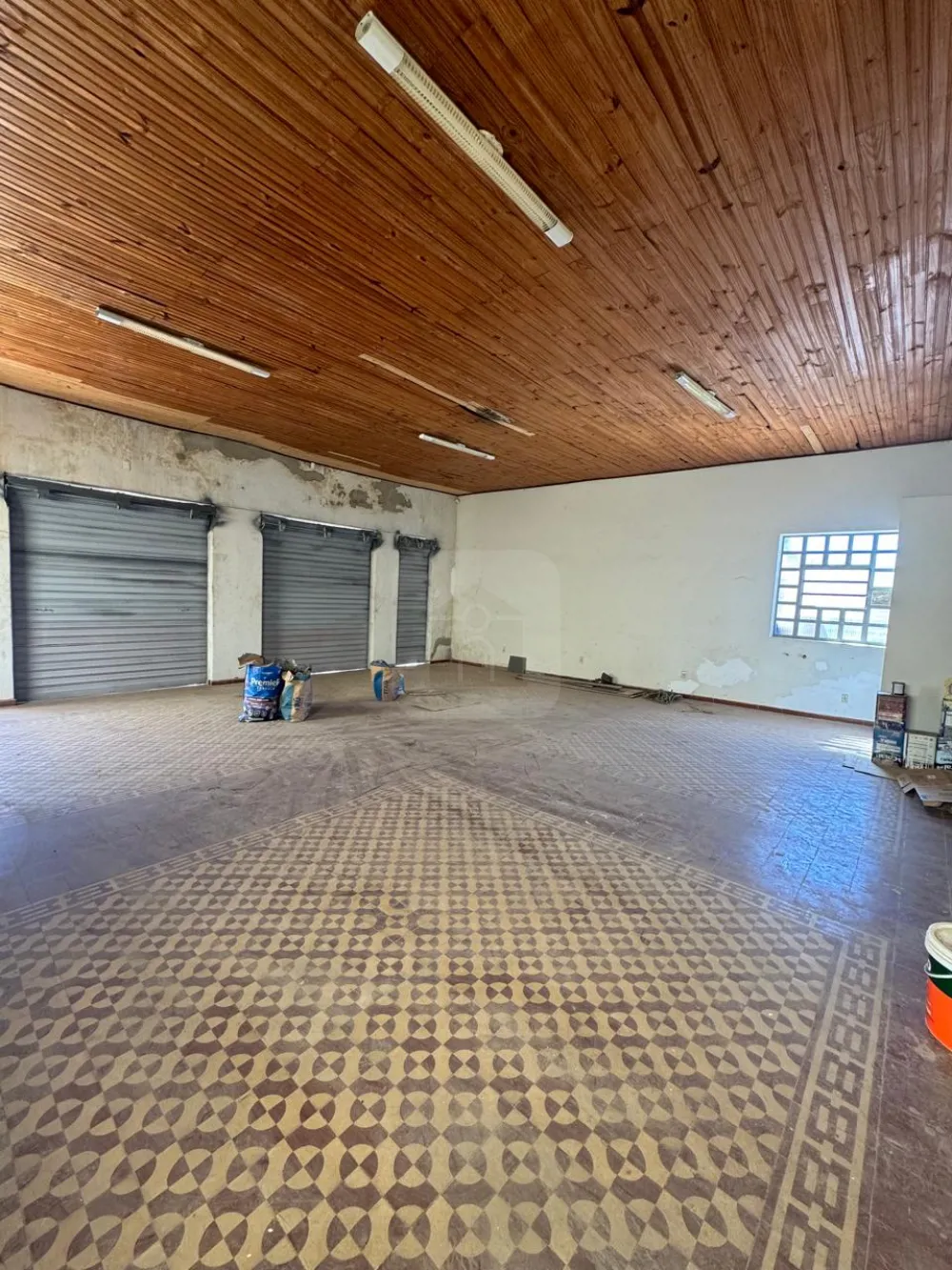 Alugar Comercial / C&ocirc;modo em Araguari R$ 2.000,00 - Foto 4