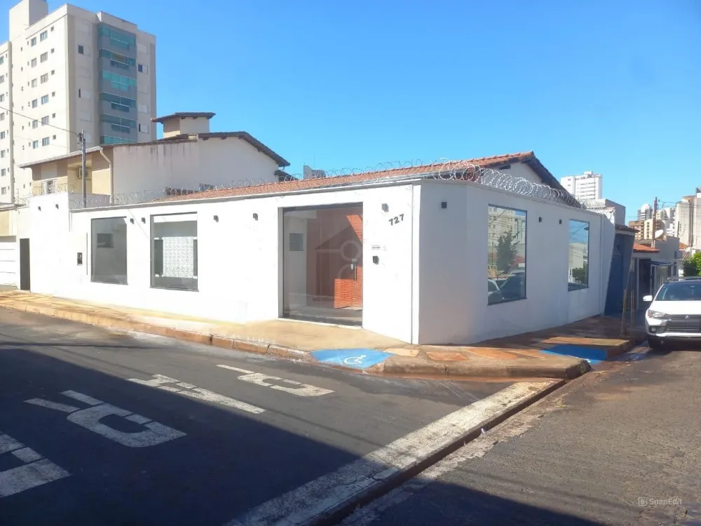 Alugar Comercial / Casa Comercial em Uberl&acirc;ndia R$ 8.000,00 - Foto 19