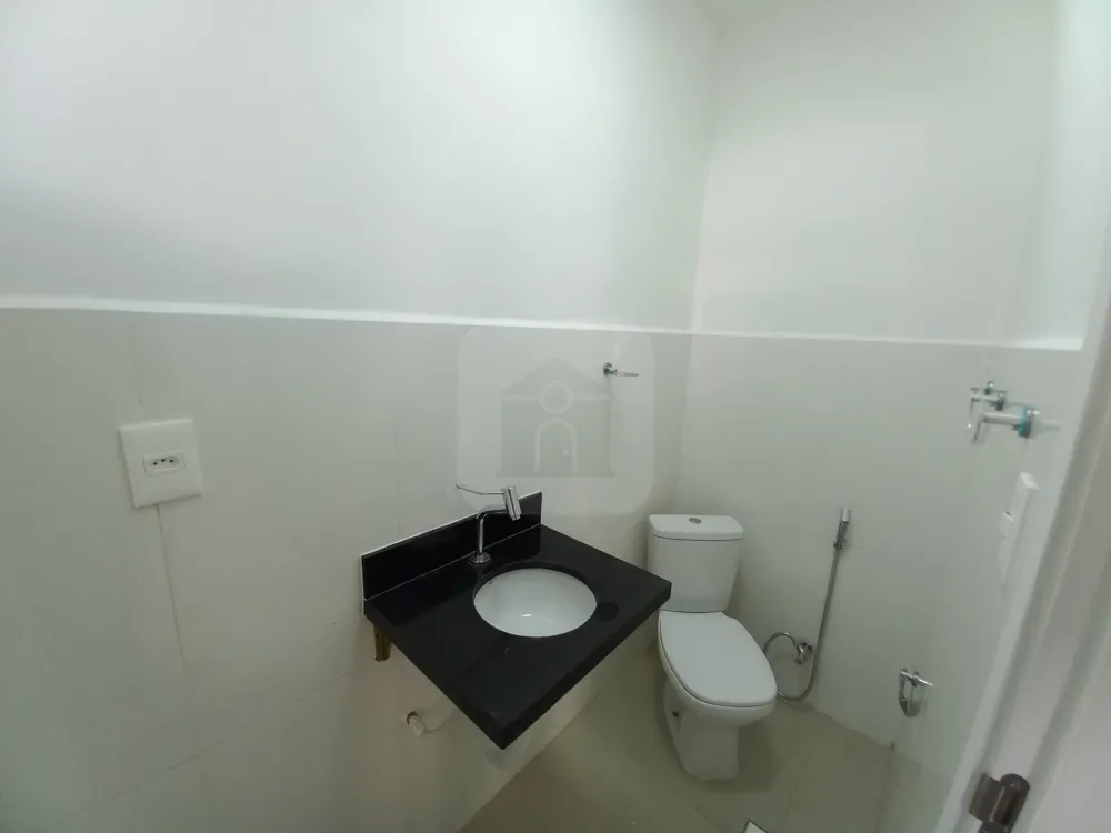 Alugar Comercial / Casa Comercial em Uberl&acirc;ndia R$ 8.000,00 - Foto 33